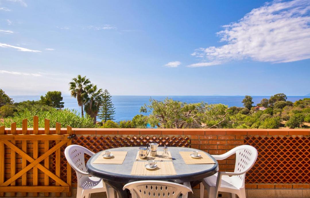 Photo of Patio Balcony in Joppolo