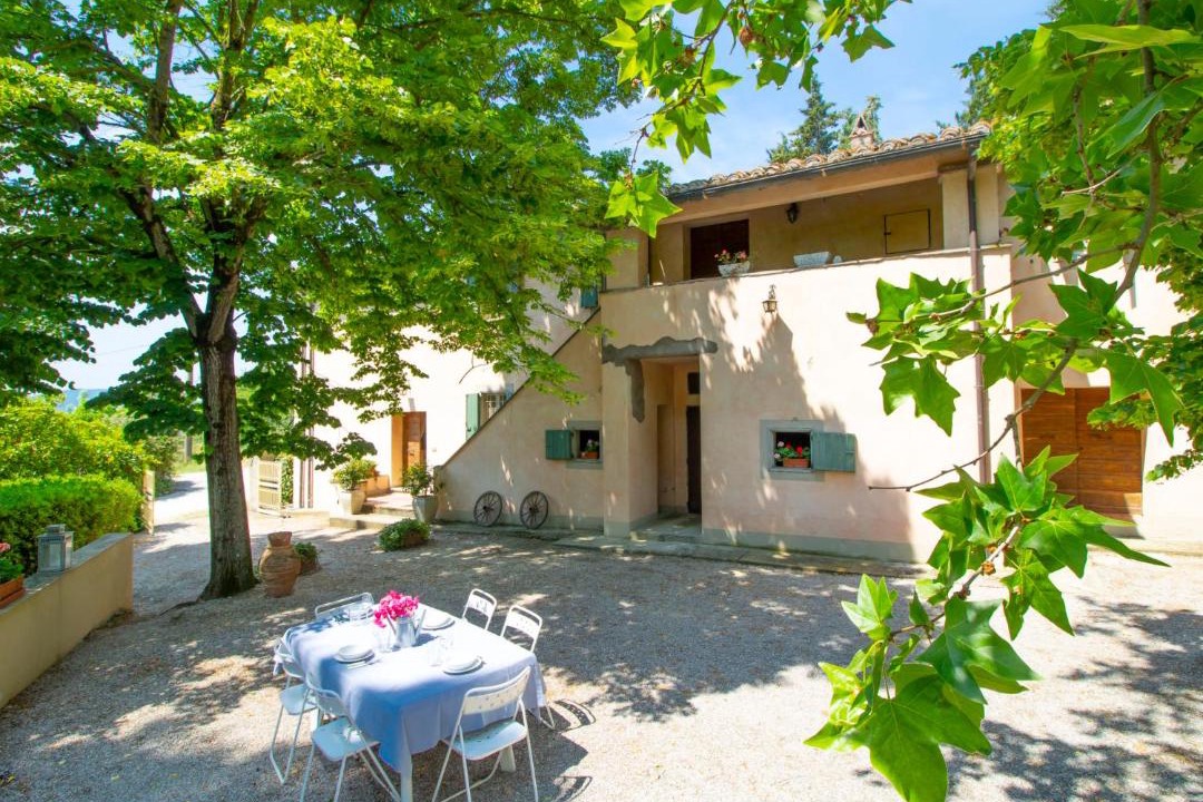 Photo of Buildings in San Feliciano