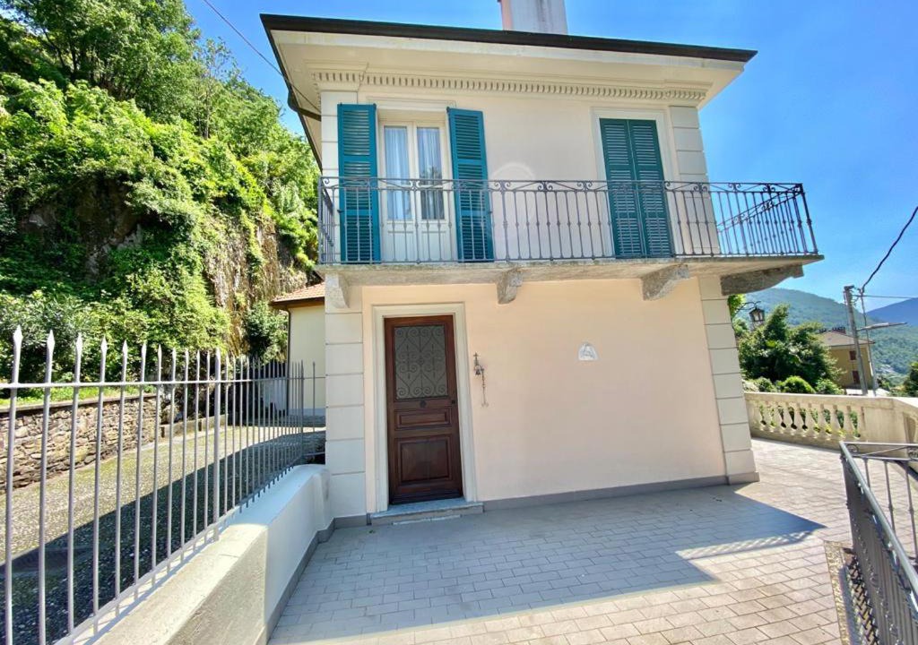 Photo of Buildings in Tronzano Lago Maggiore