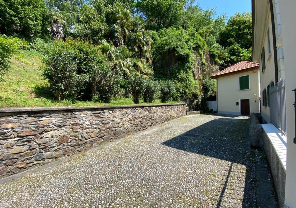 Photo of Patio Balcony in Tronzano Lago Maggiore