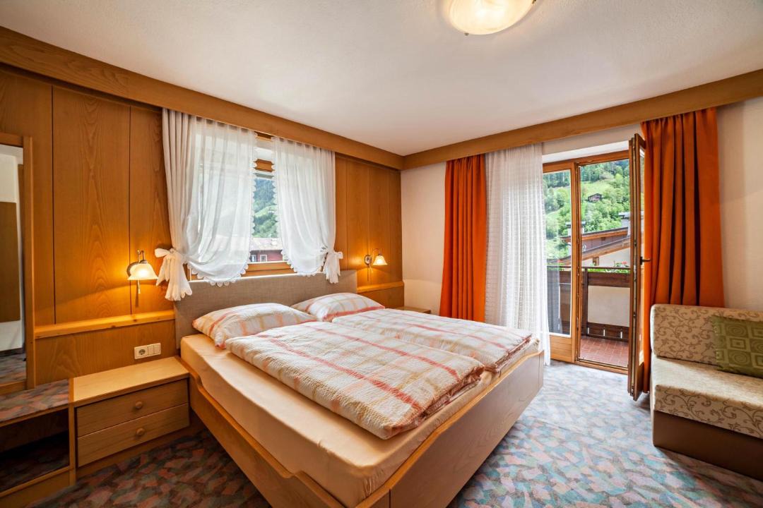 Photo of Bedroom in San Martino in Passiria
