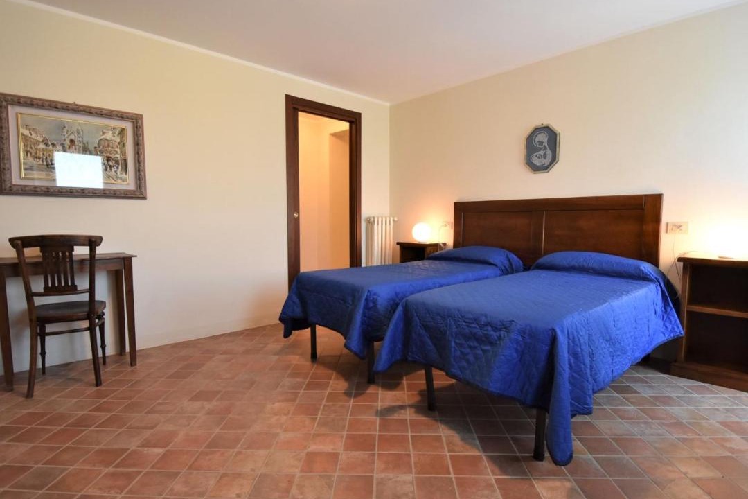 Photo of Bedroom in Castana
