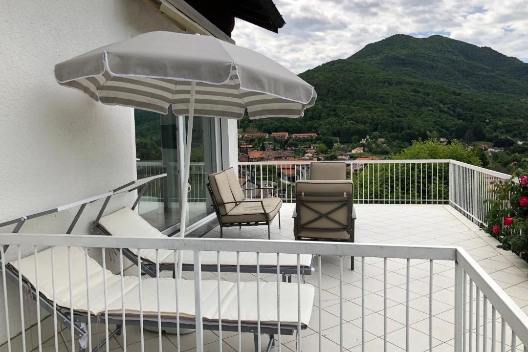 Photo of Patio Balcony in Brezzo di Bedero