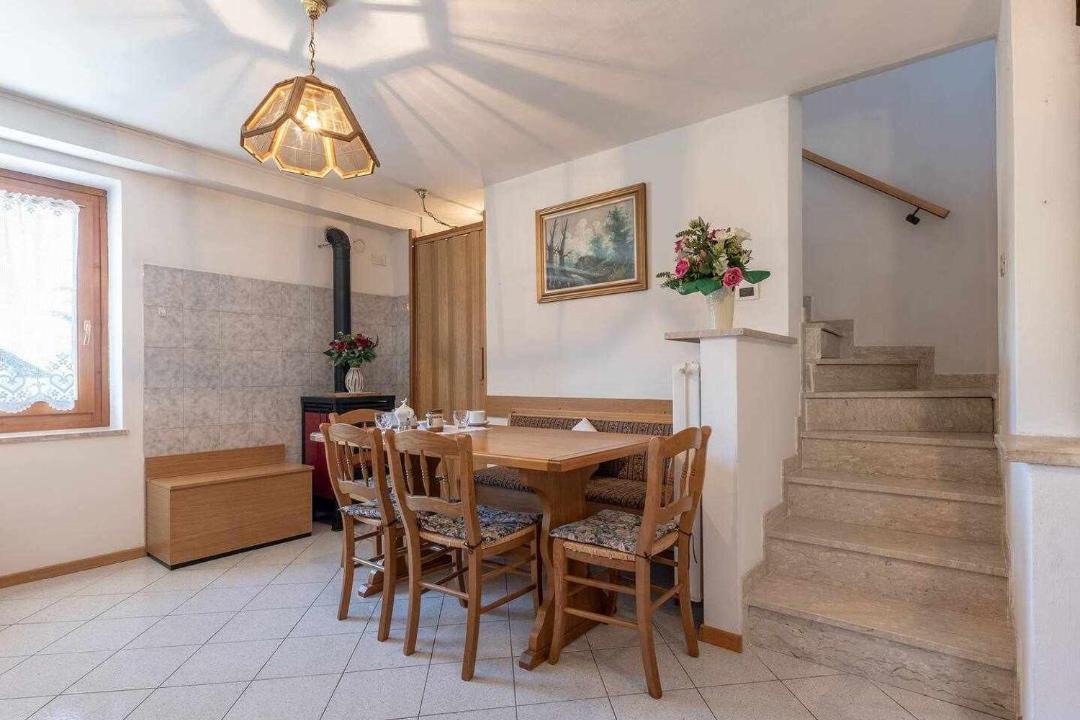Photo of Livingroom in Cavareno