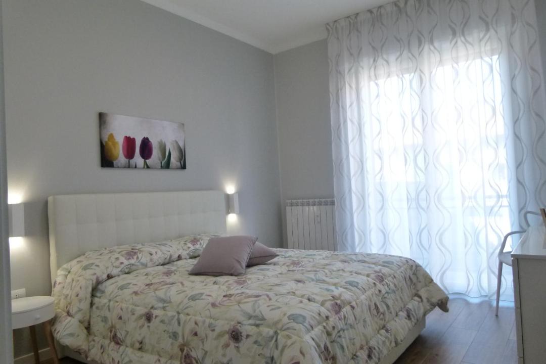 Photo of Others in Saronno