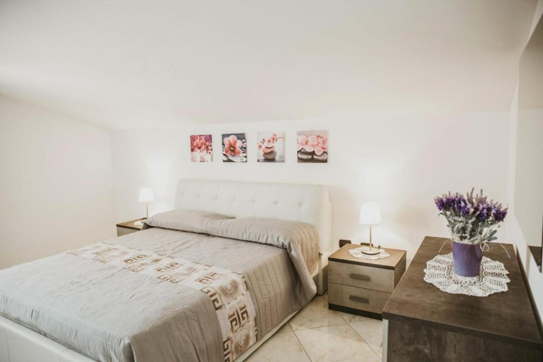 Photo of Bedroom in Eboli
