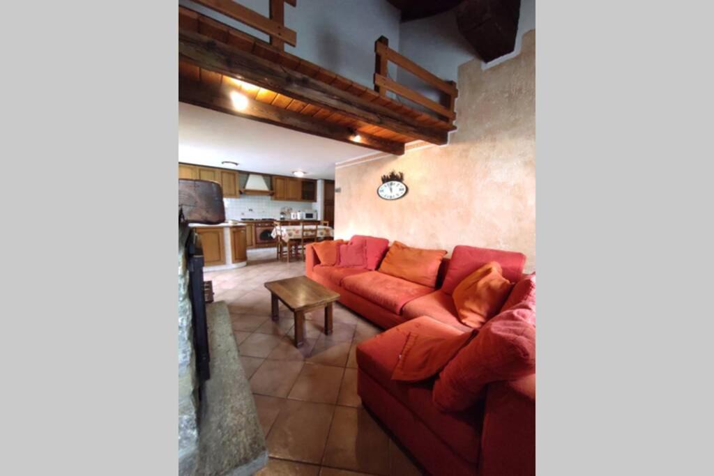Photo of Livingroom in Saint-Pierre