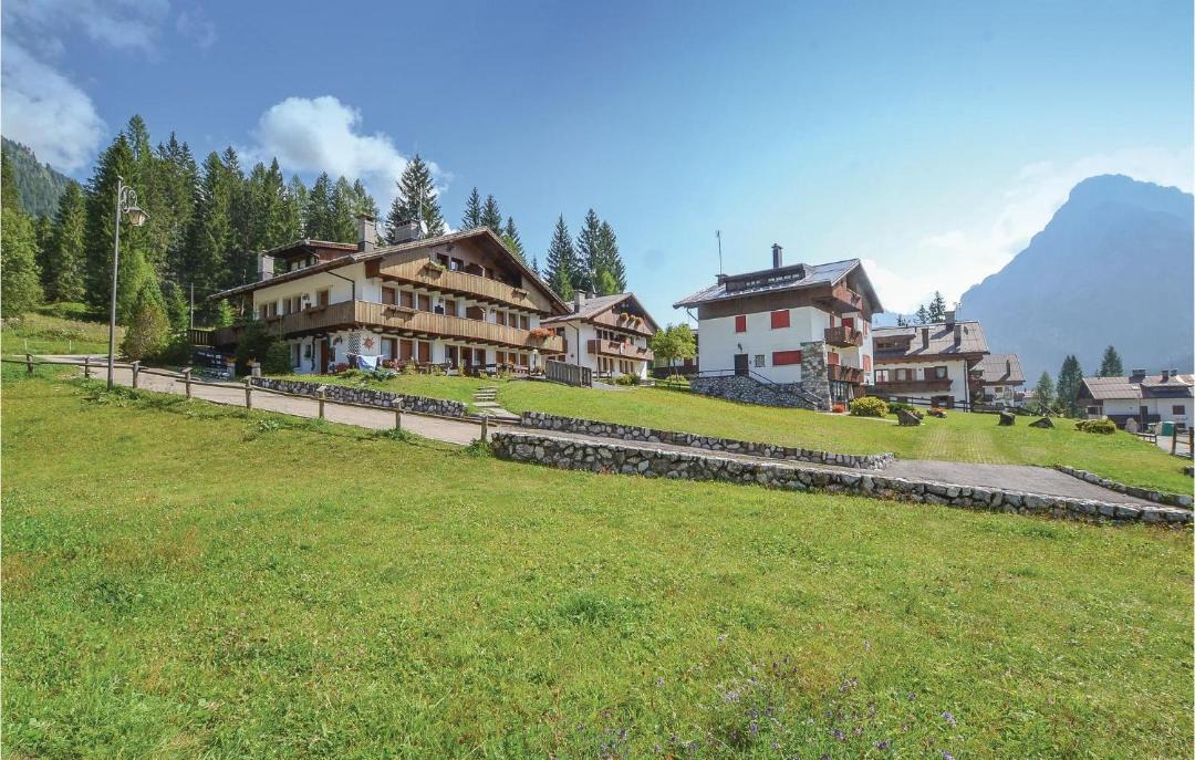 Photo of Buildings in Granvilla