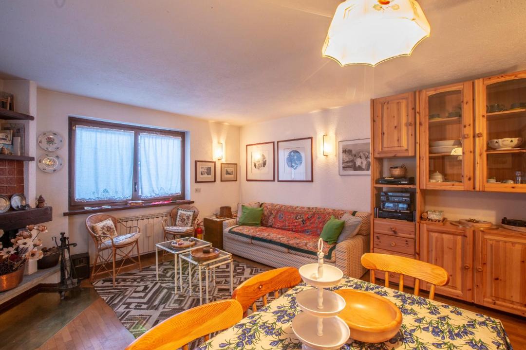Photo of Livingroom in Dolonne