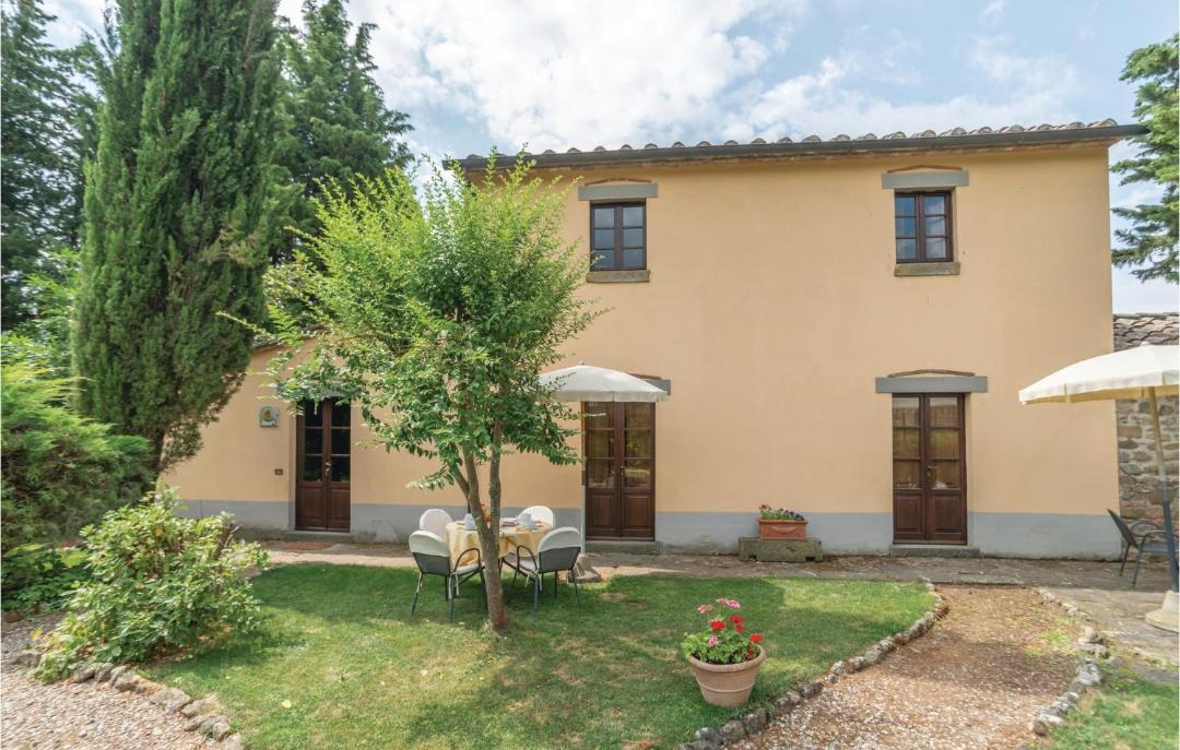 Photo of Buildings in San Pietro a Cegliolo