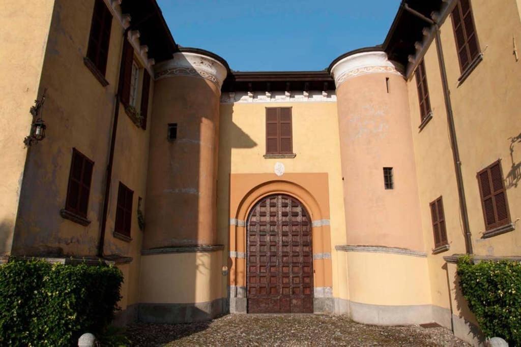 Photo of Buildings in Calco Superiore