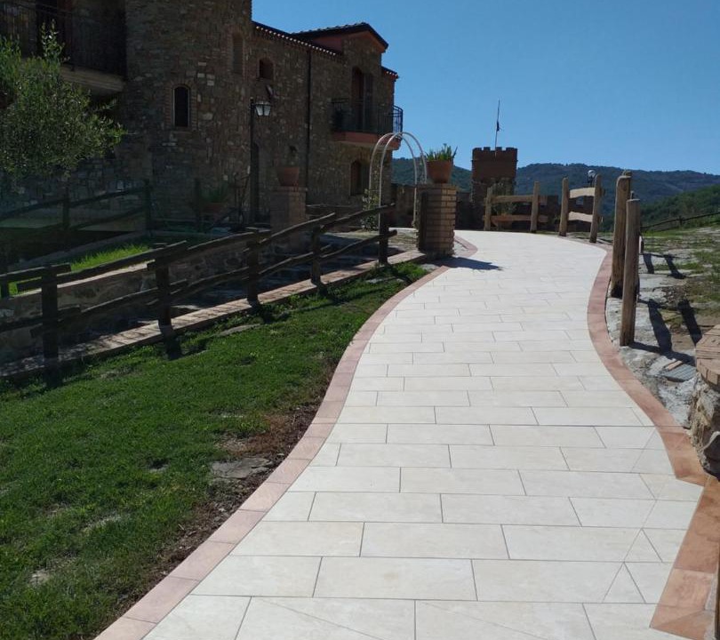 Photo of Buildings in Cicerale