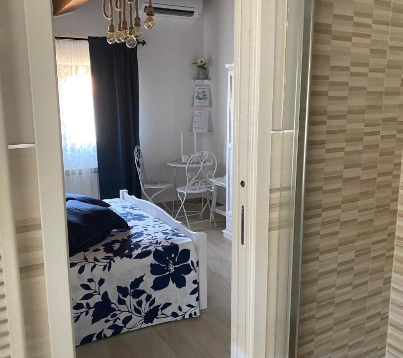 Photo of Bedroom in Ortonovo