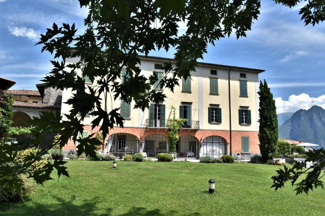 Photo of Others in Solto Collina