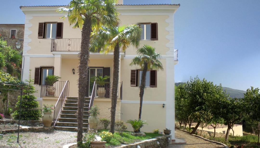 Photo of Buildings in Torchiara