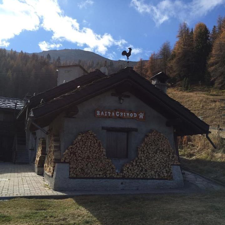 Photo of Buildings in Gressan