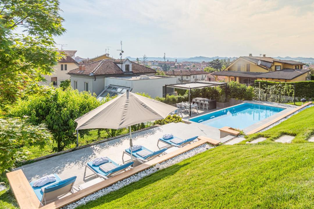 Photo of Outdoor in Alba
