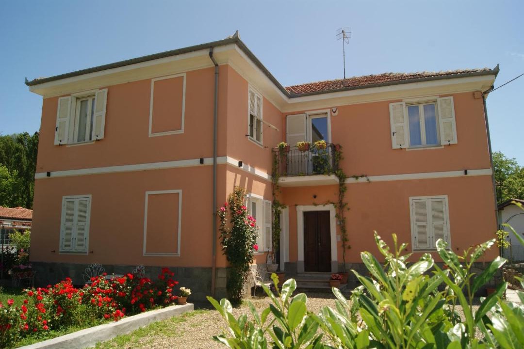 Photo of Buildings in Acqui Terme