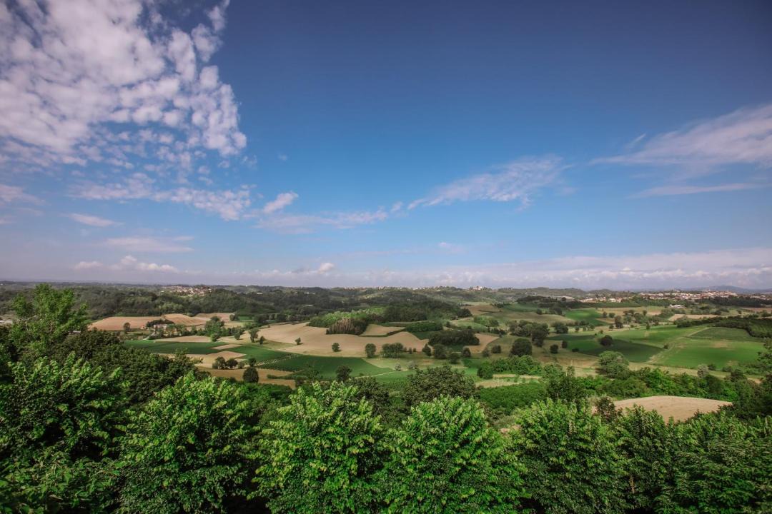Photo of Others in Cossombrato