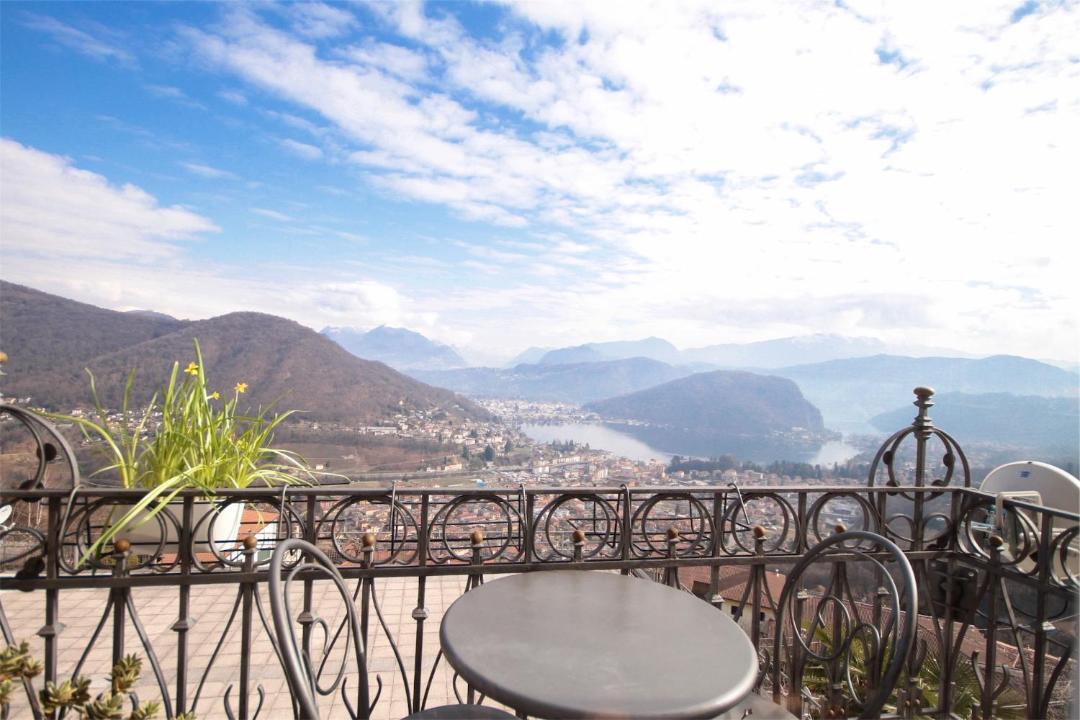 Photo of Patio Balcony in Viconago