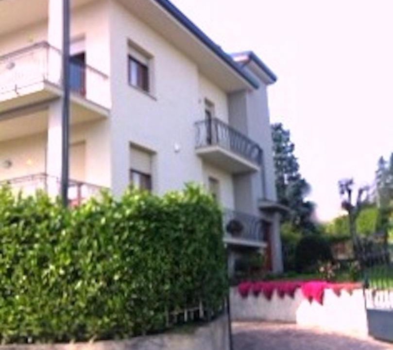 Photo of Others in Montesiro
