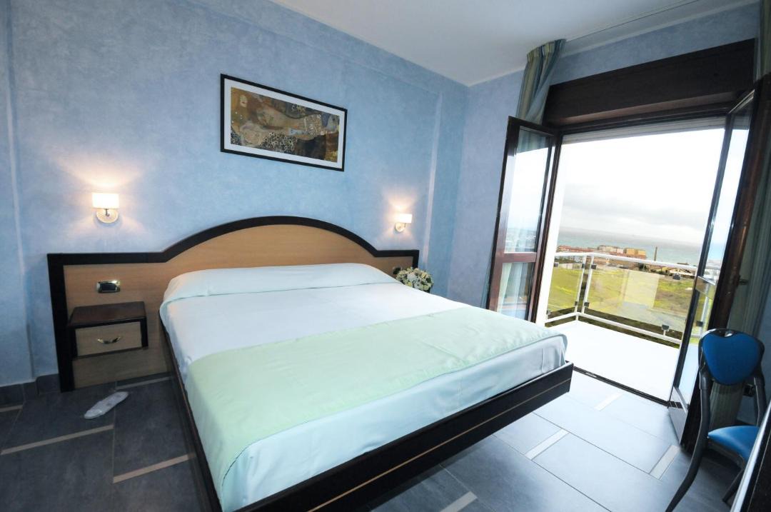 Photo of Bedroom in Catanzaro Lido