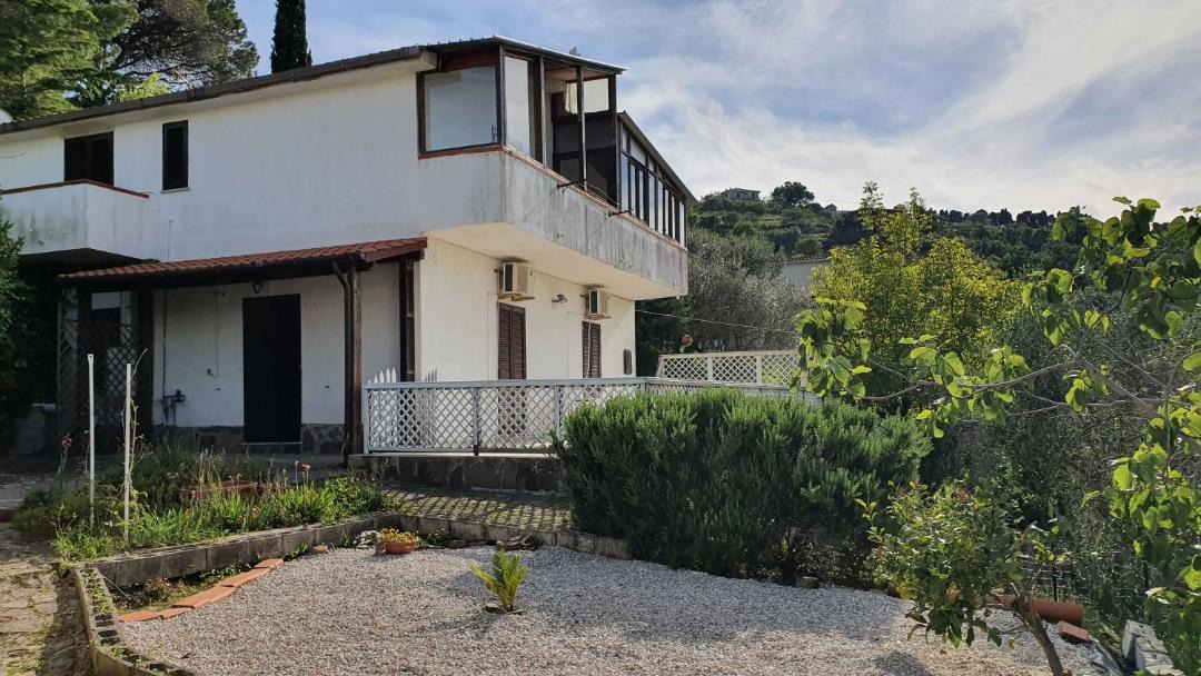 Photo of Buildings in Perdifumo