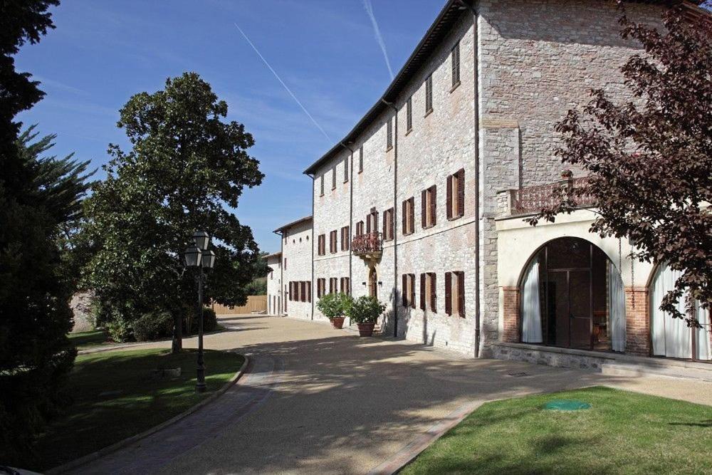 Photo of Buildings in Nerbisci