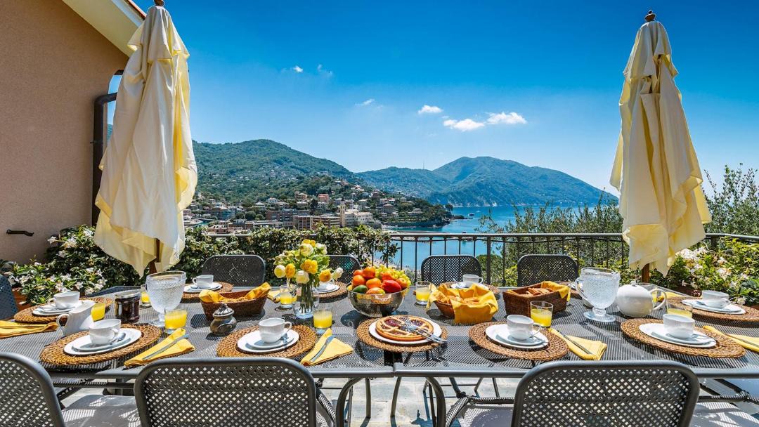 Photo of Others in Recco