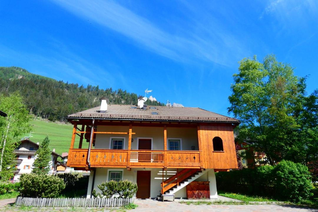 Photo of Buildings in Pera