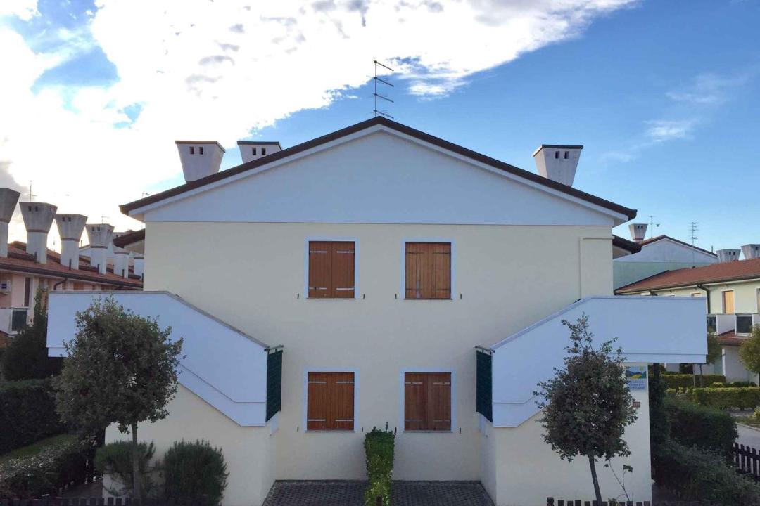 Photo of Buildings in Rosapineta