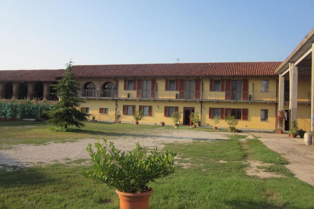 Photo of Buildings in Roreto