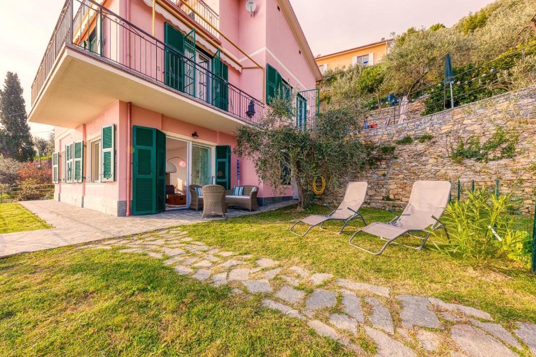 Photo of Buildings in Pieve Ligure