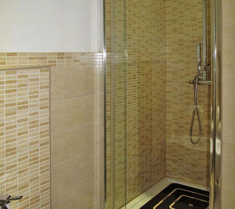 Photo of Bathroom in Agrano