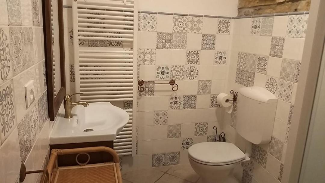 Photo of Bathroom in Mernico