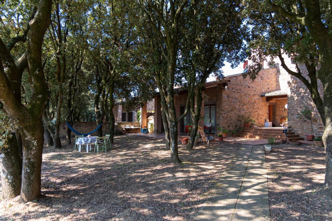 Photo of Buildings in Gambassi Terme