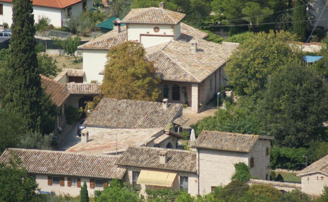 Photo of Buildings in Poreta