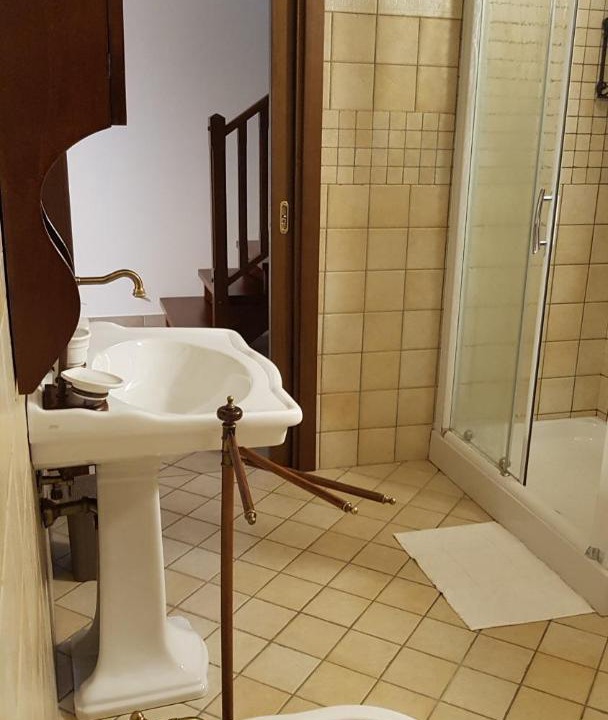 Photo of Bathroom in Carceri