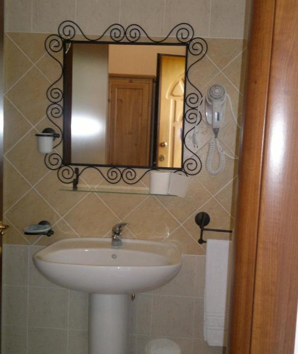 Photo of Bathroom in Santu Lussurgiu