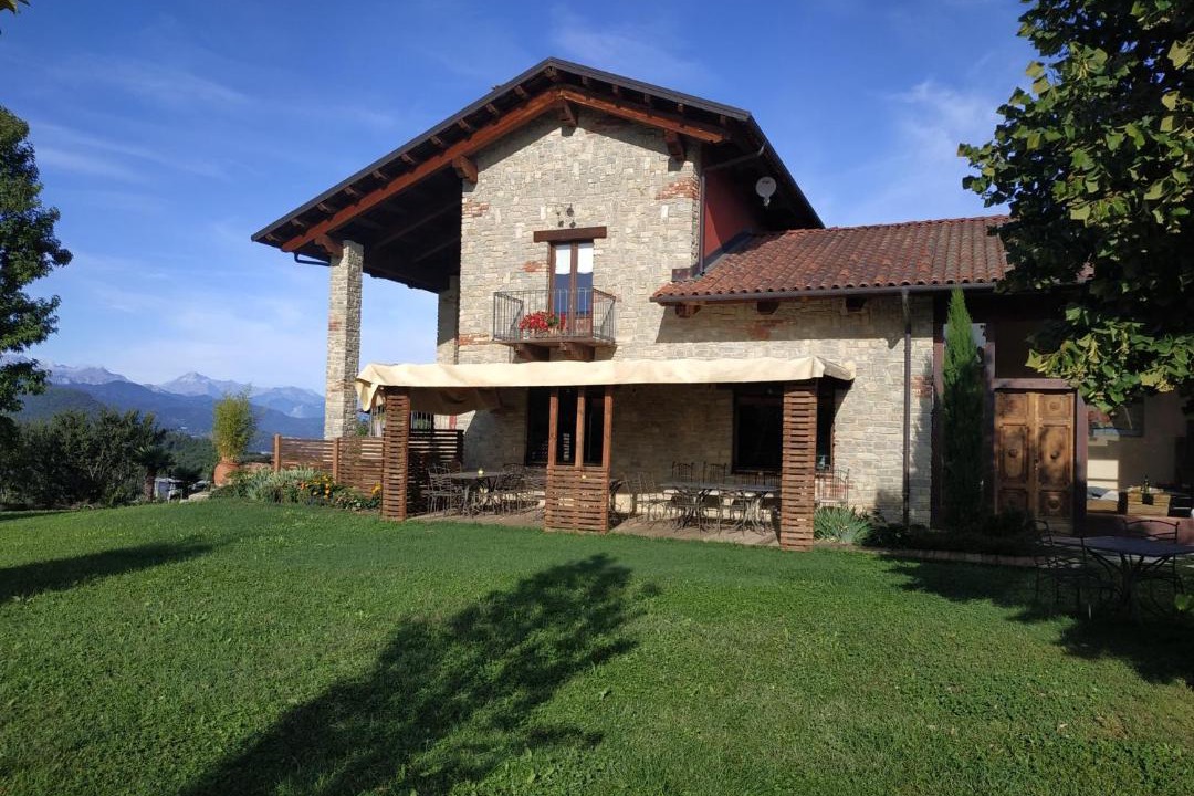 Photo of Buildings in Villanova Mondovi