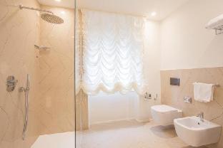 Photo of Bathroom in Verona City Centre