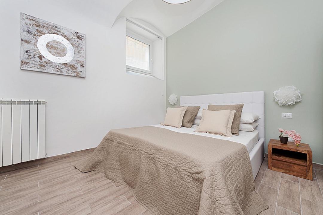 Photo of Bedroom in Esquilino