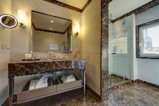 Photo of Bathroom in Carignano