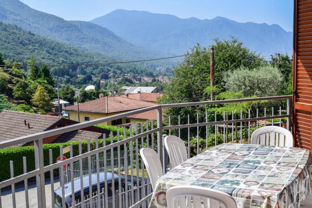 Photo of Patio Balcony in Brezzo di Bedero
