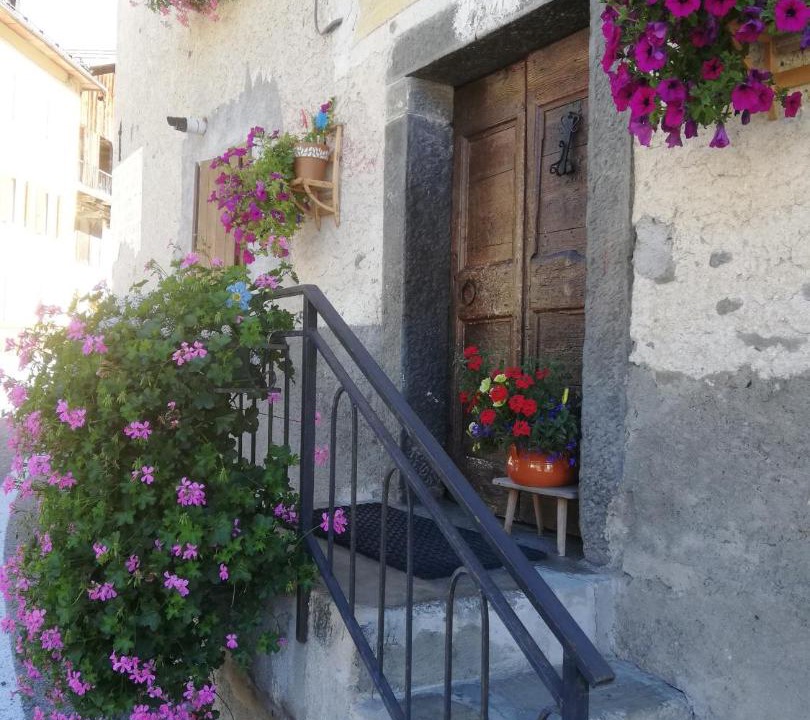 Photo of Buildings in Pescul