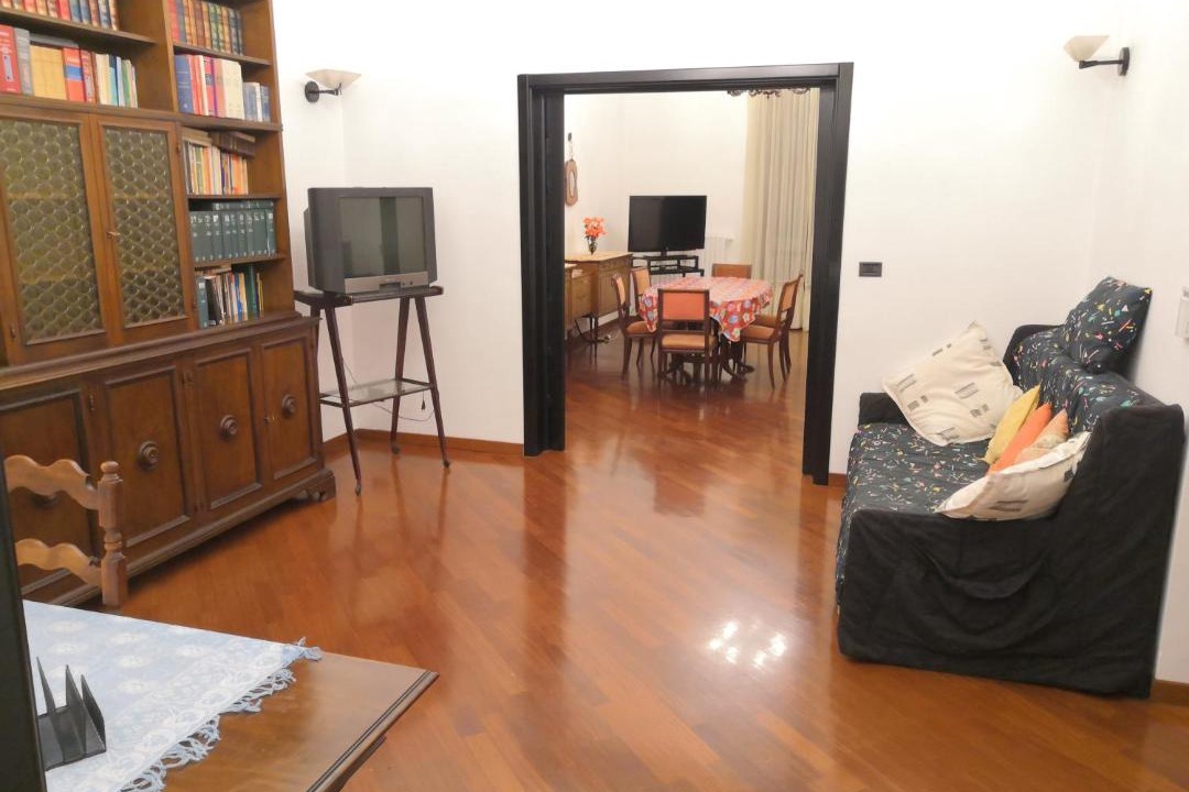 Photo of Livingroom in Bari City Centre