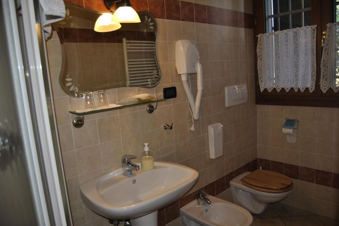 Photo of Bathroom in Casalserugo