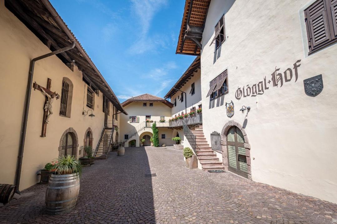 Photo of Buildings in Cornaiano