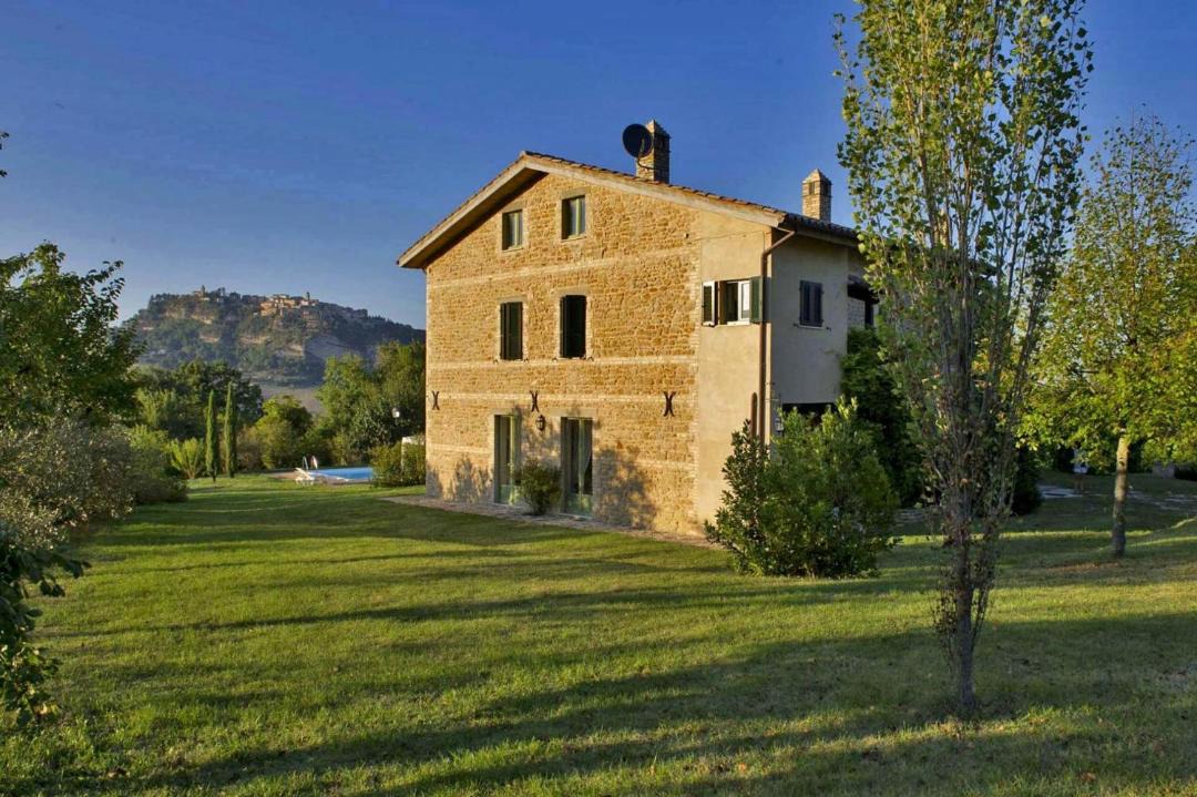 Photo of Buildings in Smerillo