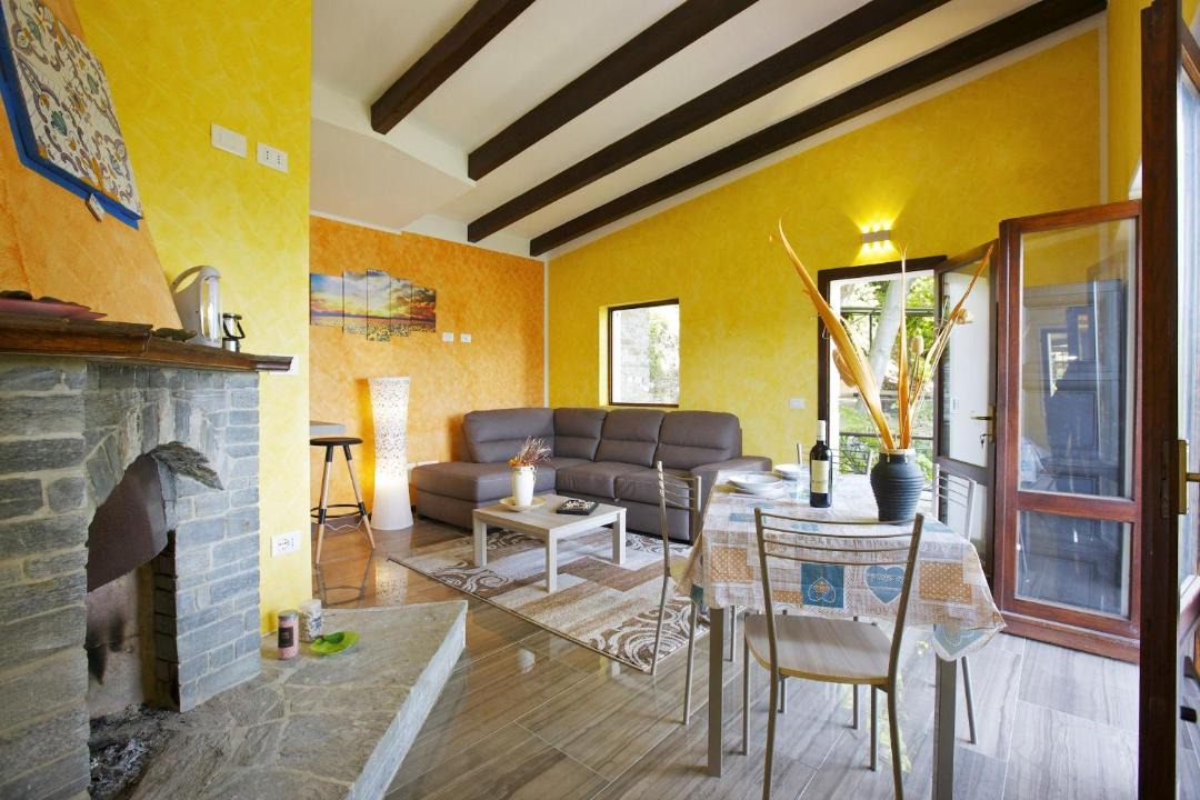 Photo of Livingroom in Sarangio